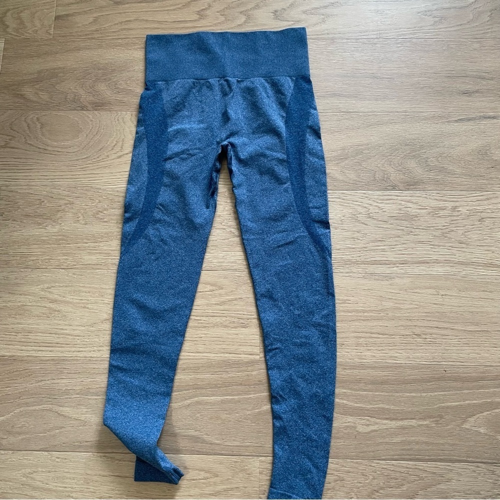 Woman’s athletic legging size M blue workout glute enhancing waist running gym